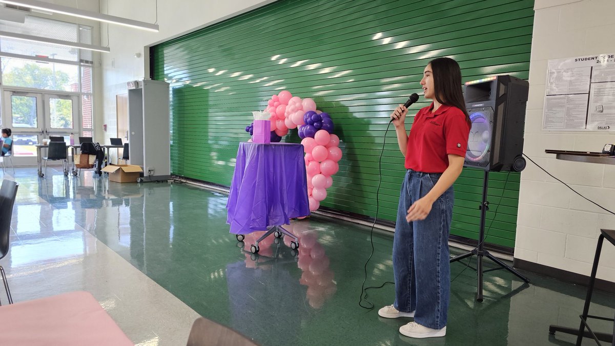 Mrs_Cortez12's tweet image. Yesterday the lovely LadyBots hosted their #GirlPowered Workshop: Girls & Gears @STAGinPG and it was nothing short of amazing! We kicked off with inspiring keynotes by @N_Bernardino, @MrCortezRobotic and Hope Arnett, engineer at @TXInstruments all of which shared their journey…