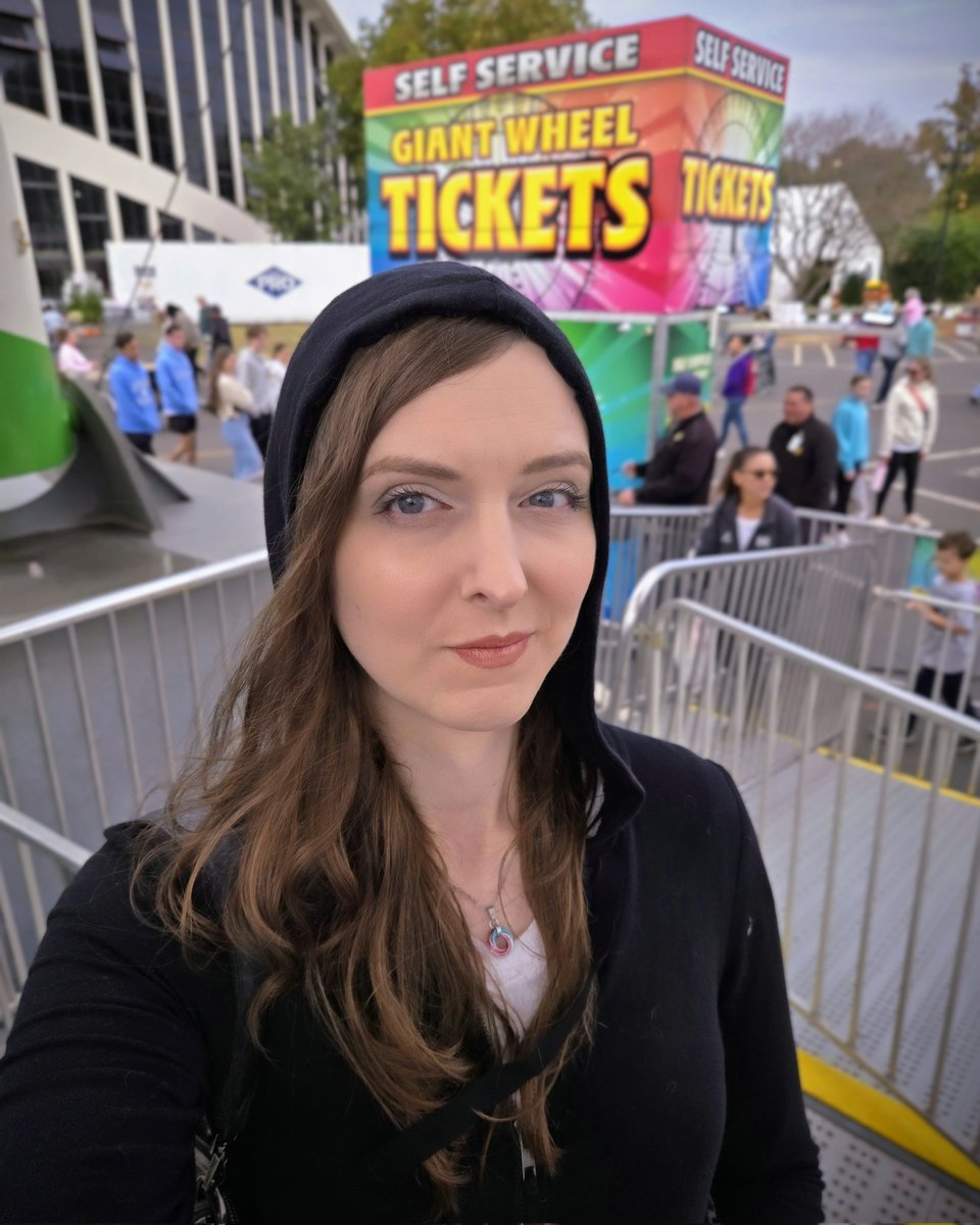 𝚔𝚒𝚖𝚖𝚢.𝚣𝚒𝚙 🅅 👊🇺🇸🔥 tweet media