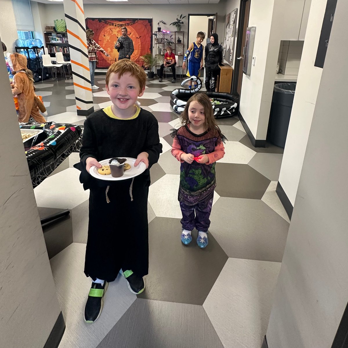Douglas County 911 (@dcne911) on Twitter photo Fun times <a href="/DouglasCountyNE/">DouglasCountyNE</a> Halloween party today. Thanks to <a href="/OmahaPolice/">Omaha Police Dept</a> Able1 for stopping by. Fun times <a href="/DouglasCountyNE/">DouglasCountyNE</a> Halloween party today. Thanks to <a href="/OmahaPolice/">Omaha Police Dept</a> Able1 for stopping by.