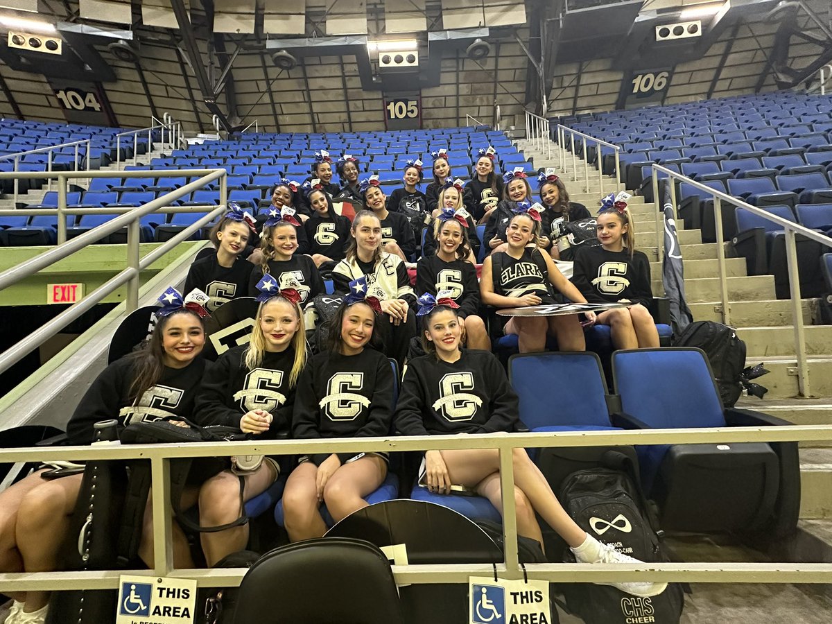 Today we had our first competition at the NCA South Texas Regionals and took home 1st in Novice Varsity Crowd Leading, great way to start comp season!!🥇🙌