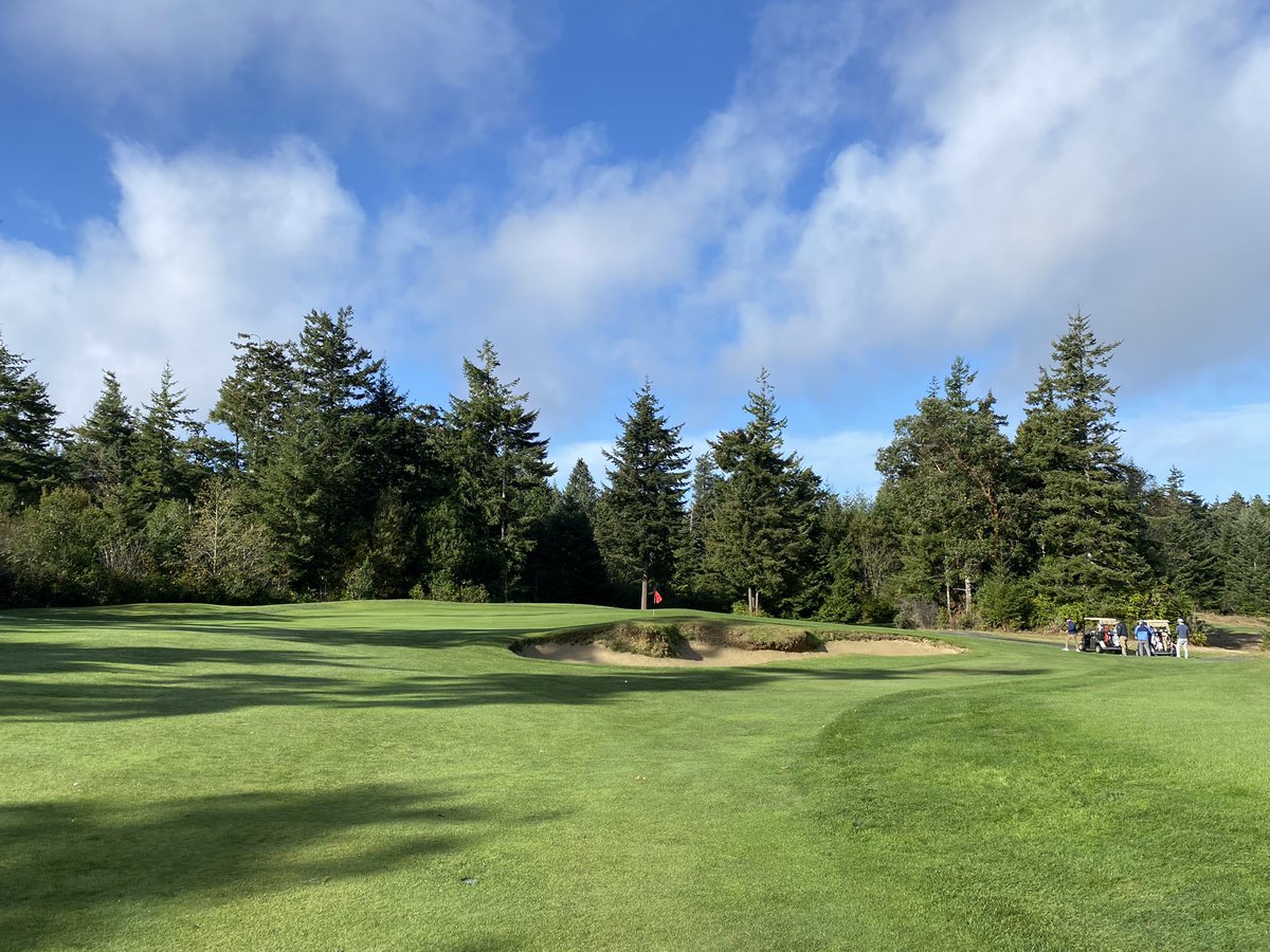 TurfeeJake's tweet image. Bandon Crossings is a gem