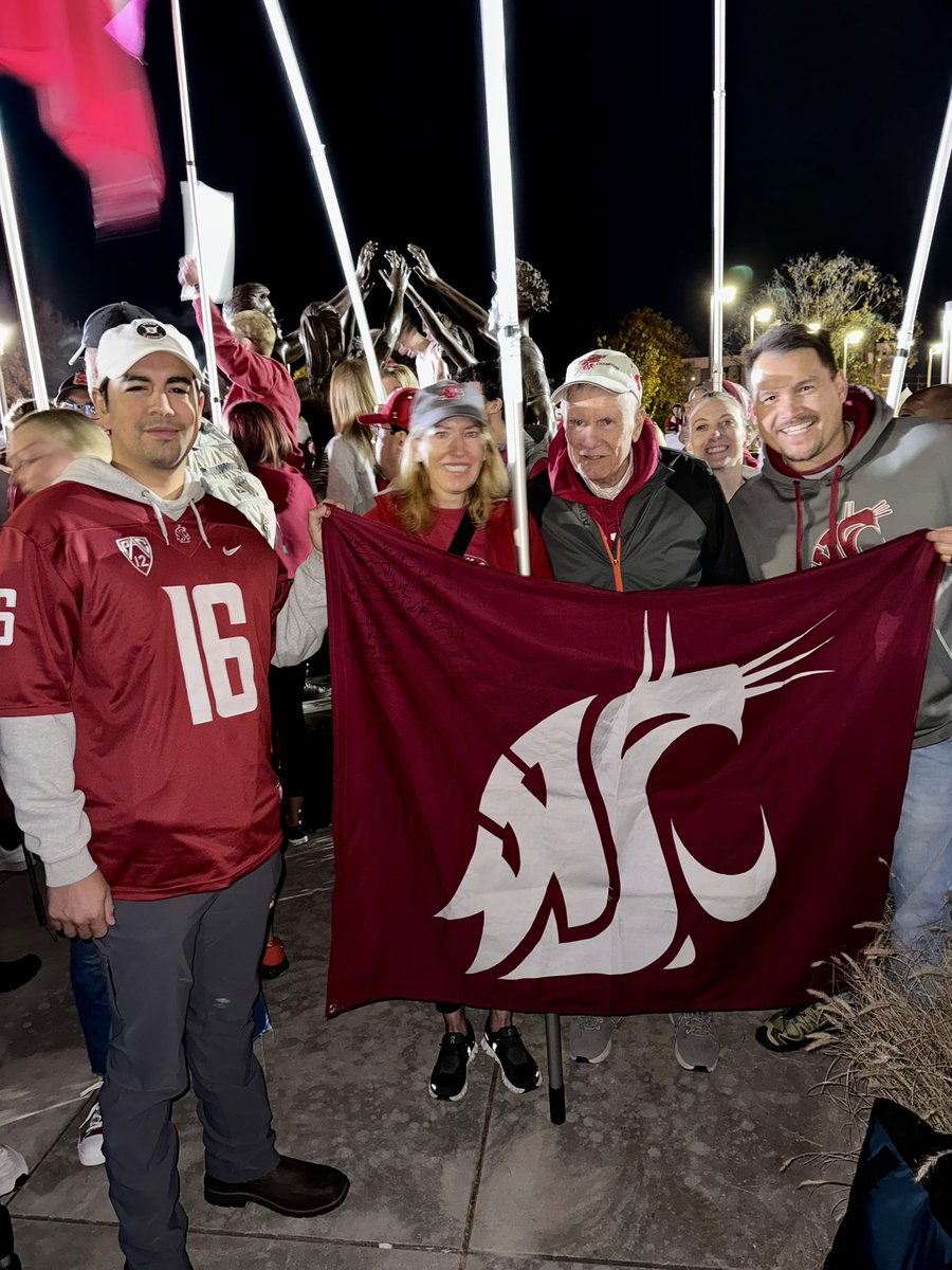 Deborah Hayward tweet media