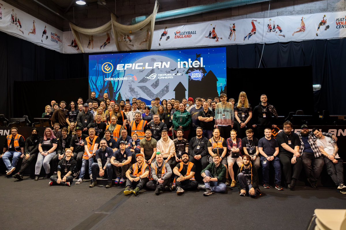 EPICLAN's tweet photo. The biggest thanks to this amazing group of people who made #EPIC43 happen, the real LAN MVPs!

See you in February to do it all again!

🧡🖤🤍 https://t.co/83jTPKJ1cd