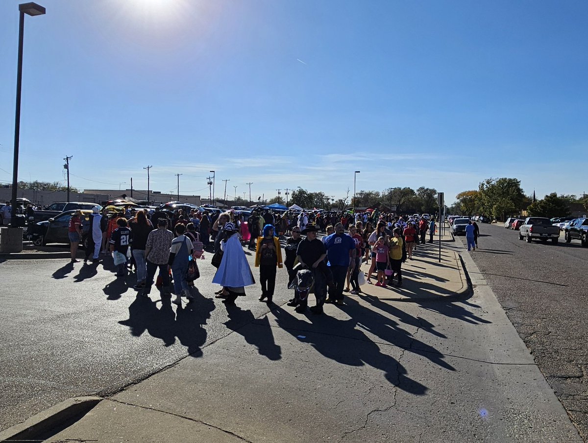 Coach Leesman tweet media