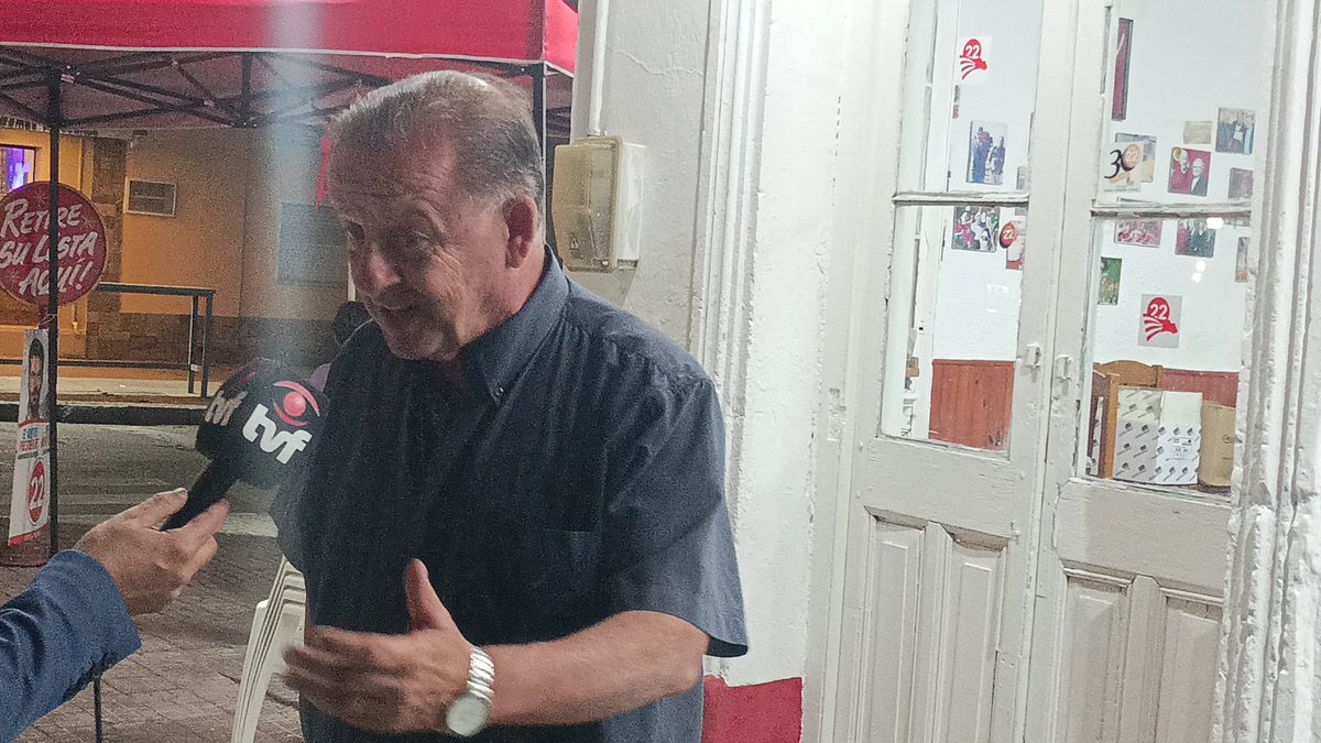 🗳️ Elecciones Nacionales 
<a href="/RensonGonza/">Renson González</a> con el móvil en vivo desde la histórica Casa del Pueblo <a href="/AgrupacionAmaro/">Agrupación J.J. Amaro Peralta</a> Lista 22.
Ahora habla <a href="/juanamaro22/">Juan Justo Amaro</a> 

▶️ tvflorida.com.uy