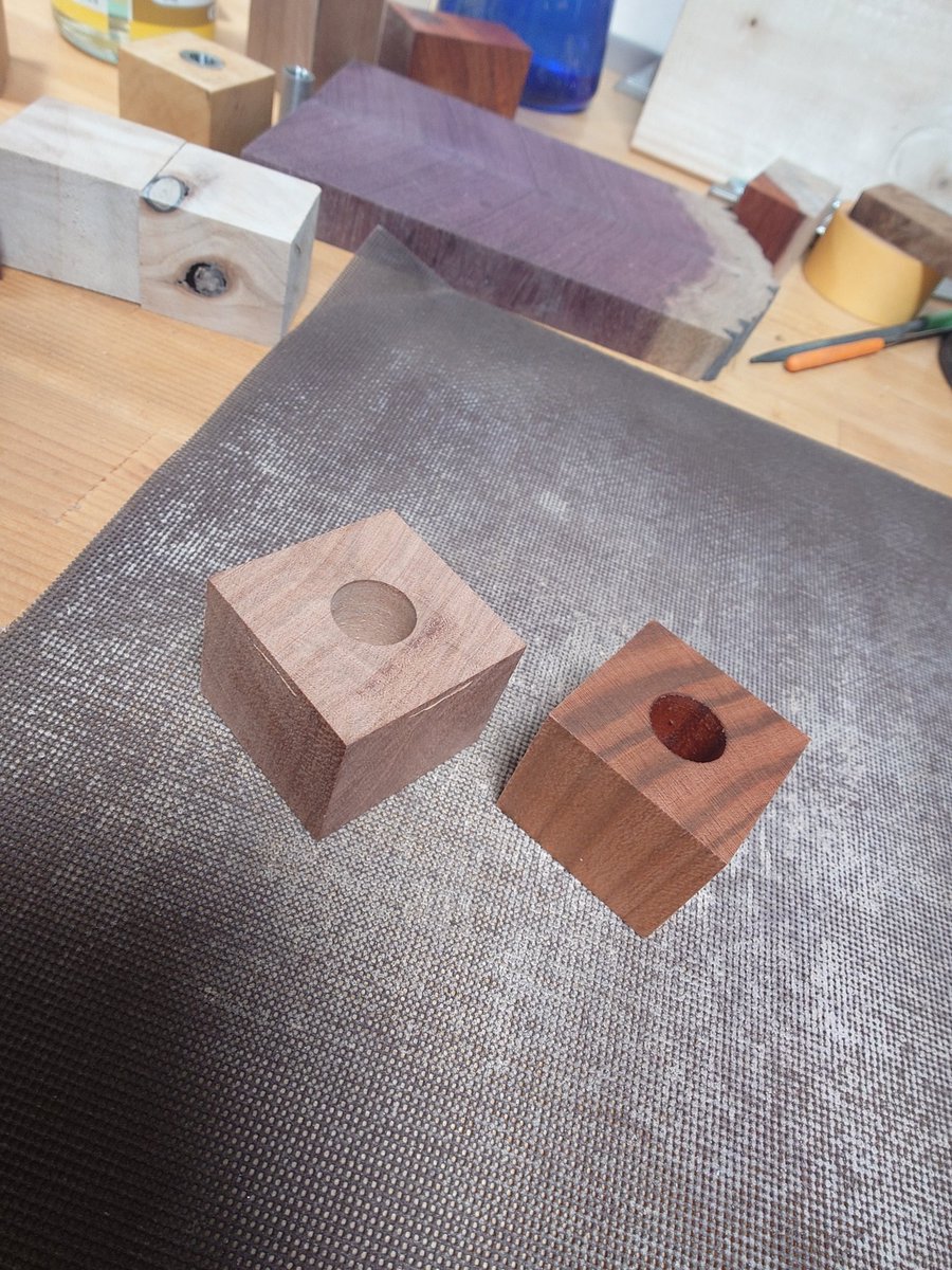 11_Cubic_Labo's tweet photo. Atomizer Stand for …  
From …
Thank you for the production request！ https://t.co/B2qecQHgIn