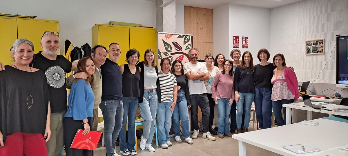 EquiMercado's tweet photo. Este fin de semana hemos participado junto con más de 20 entidades en la Asamblea de la Coordinadora de Comercio Justo trabajando para fortalecer el movimiento. https://t.co/G3RHbSGgj8