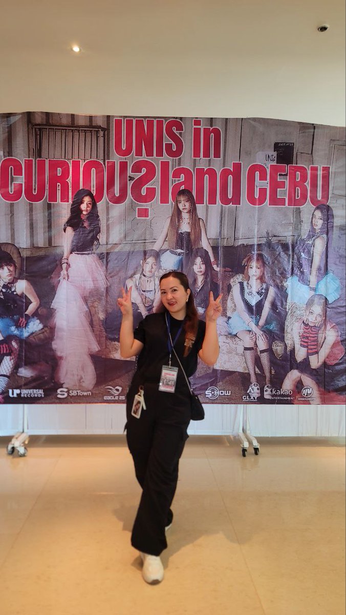 VenusRazel's tweet photo. Congrats to All,the Production Team,Staff &amp; EverAfters who attended UNIS in CURIOUSLAND CEBU. It was a blast &amp; successful show.Thank you so much everyone  😘💕🫶

MARAMING SALAMAT PO 🙏🫶
@UNIS_offcl @universalrec_ph &amp; Tatang Robin of @officialsbtown
#UNIS #UNISinCuriouslandCebu https://t.co/fHBWu3eKut