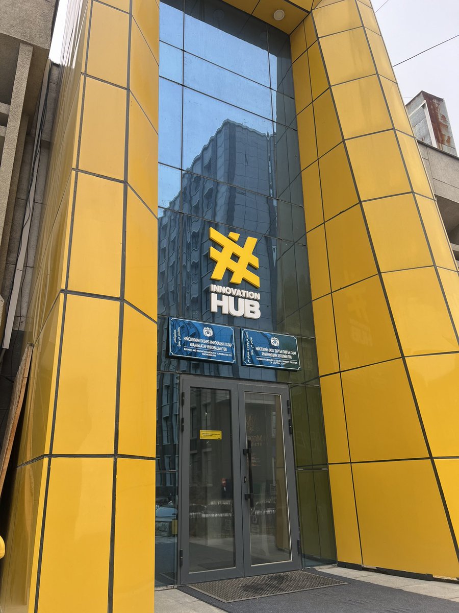 Үнэхээр харамсалтай мэдээ!!!

Өнөөдрөөс Hub innocation center үүдээ барьж байна.  Олон мянган залуусын хүсэл мөрөөдөл, гарааны бизнесүүдийн мэдээллээ солилцдог, хамдтаа хөгждөг гайхалтай газар байлаа...