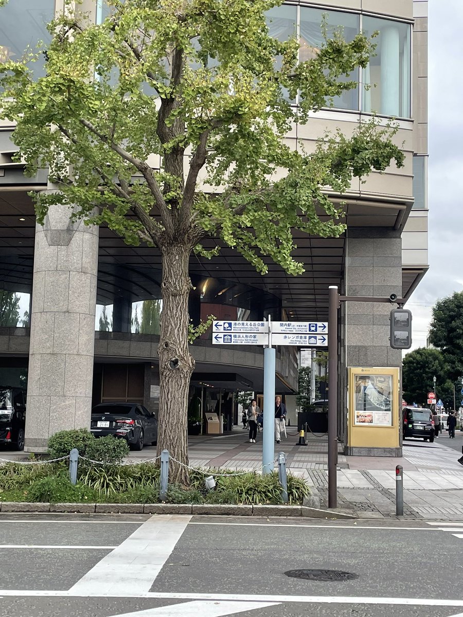 hayaziii's tweet photo. このビルは柱の内側も通れるから小回りしてタイム稼げるんだよ！
#ジャッジアイズ https://t.co/OAFSh8Y0HZ