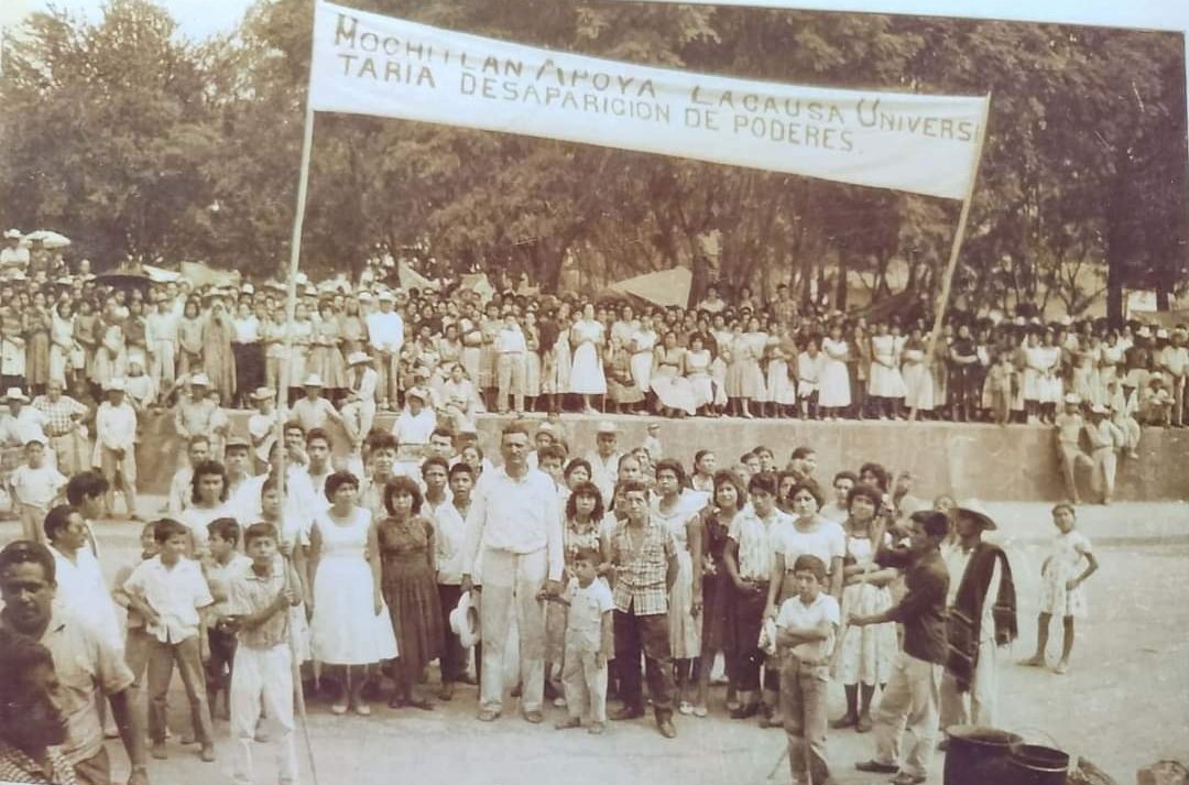 CarolineGii's tweet photo. Fotos increíbles de momentos importantes, mis abuelos presentes en una de ellas. https://t.co/P9SONoWXVO