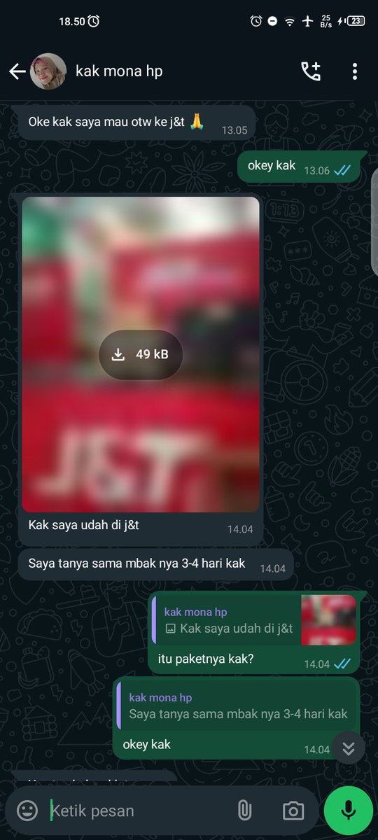Nissaa2204's tweet photo. goblok bgt dgn gampangnya gue lngsung tf setengahnya dulu sesuai kesepakatan awal 2jt dan emang bener dia foto klo lg ke jnt mau ngirim paketnya. 
*foto blur karna gatau knp tiba² fotoku ilang semua https://t.co/72FXELnVDe