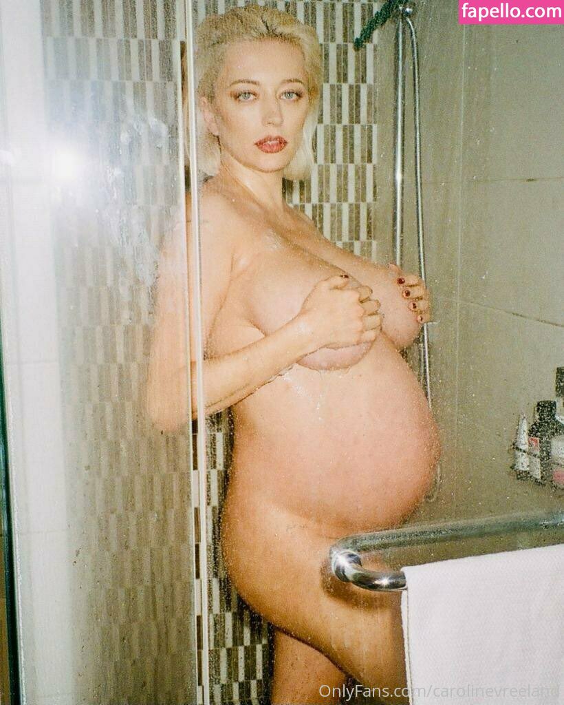 590steve's tweet photo. Caroline Vreeland, Handbra Queen pt. 2 #carolinevreeland #handbra #armbra #busty #bigtits https://t.co/Sfn91ZcHnL