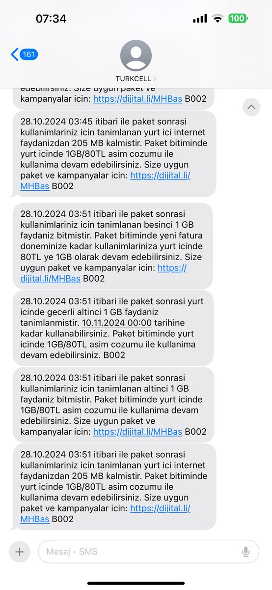 nidanolcek's tweet photo. Dün gece uyuduğum esnada bir anda aşım mesajları gelmeye başlayıp 600₺ lik bir faturayı 1400 küsür e çıkaran @Turkcell  e soruyorum normalden zaten fazla geçiriyorsunuz hizmet vs diye kendimizi kandırıyoruz da kullanmadığımız şeyi nasıl fatura edebiliyorsunuz? https://t.co/uUfAnfxD5p