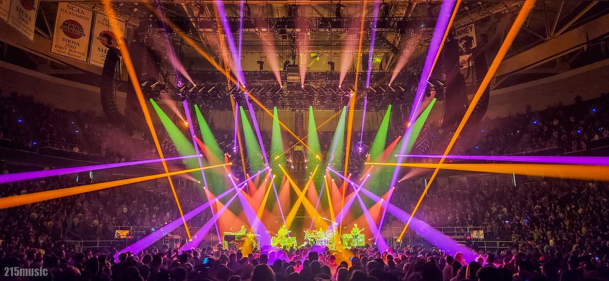 PhishatMSG's tweet photo. Big Ups to @Chrisck5 
just wow, all weekend. https://t.co/14zMqiNrfB