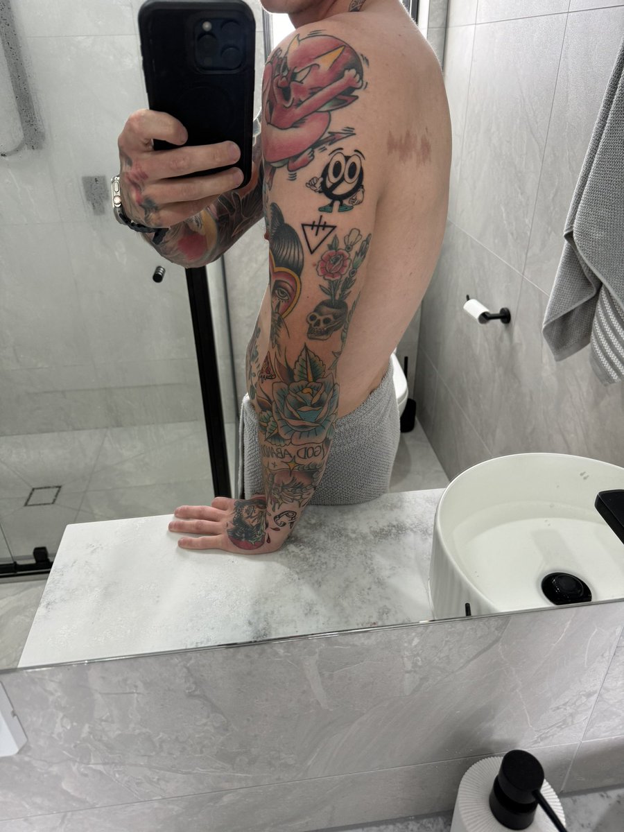 MajorMartin57's tweet photo. Striked Up @counterparts905 https://t.co/W1cUZEgr1z