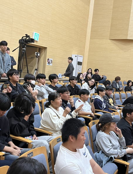 진안, 국방부 군(軍) 교육과정 운영 한국 기술부사관 고등학교 입학설명회 | 다음카페 cafe.daum.net/dhtnch40ghl/NI…