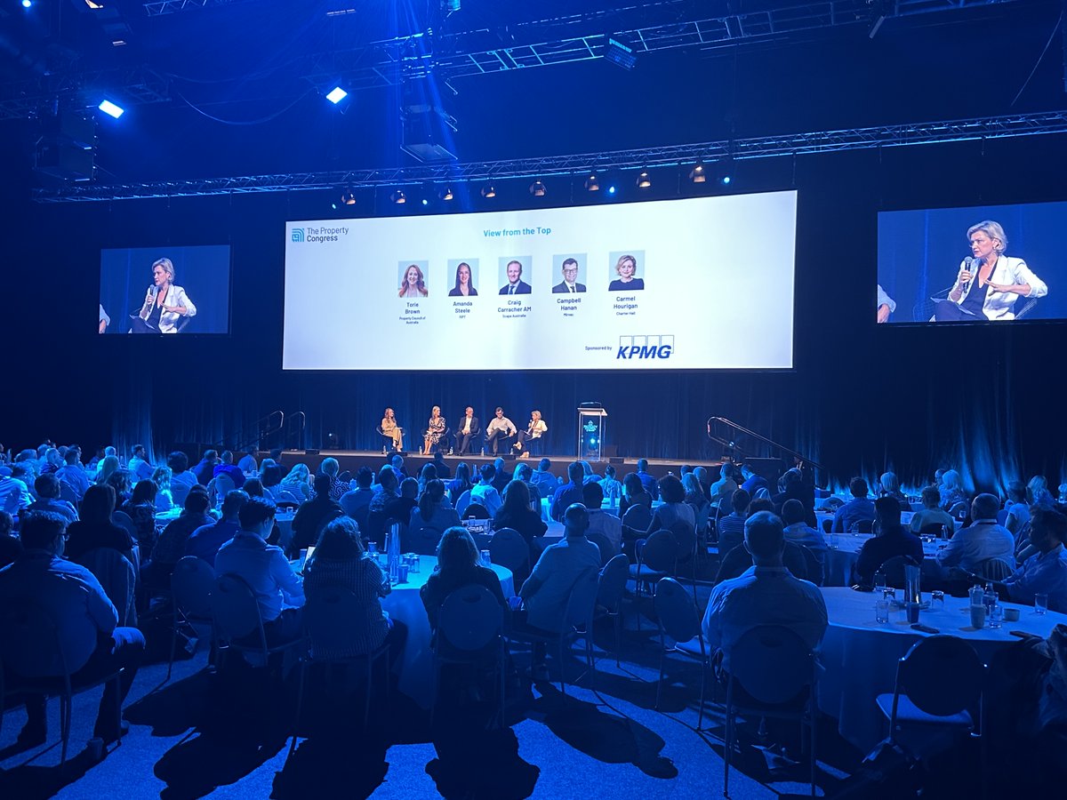 HoldingRedlich tweet media