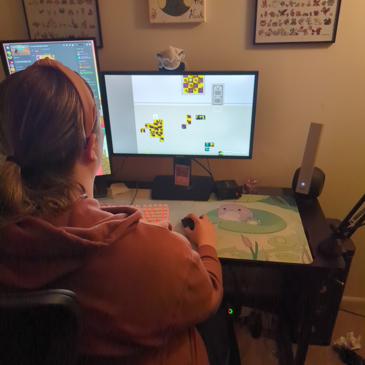 <a href="/FinjiCo/">Finji</a> my wife can't stop playing Wilmot. WHAT HAVE YOU DONE.