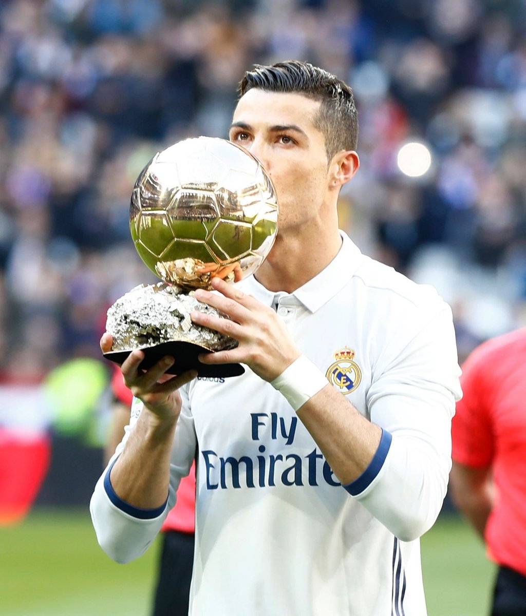 madrid_total2's tweet photo. Te extraño. @Cristiano 🐐 https://t.co/dyM47YIr8z