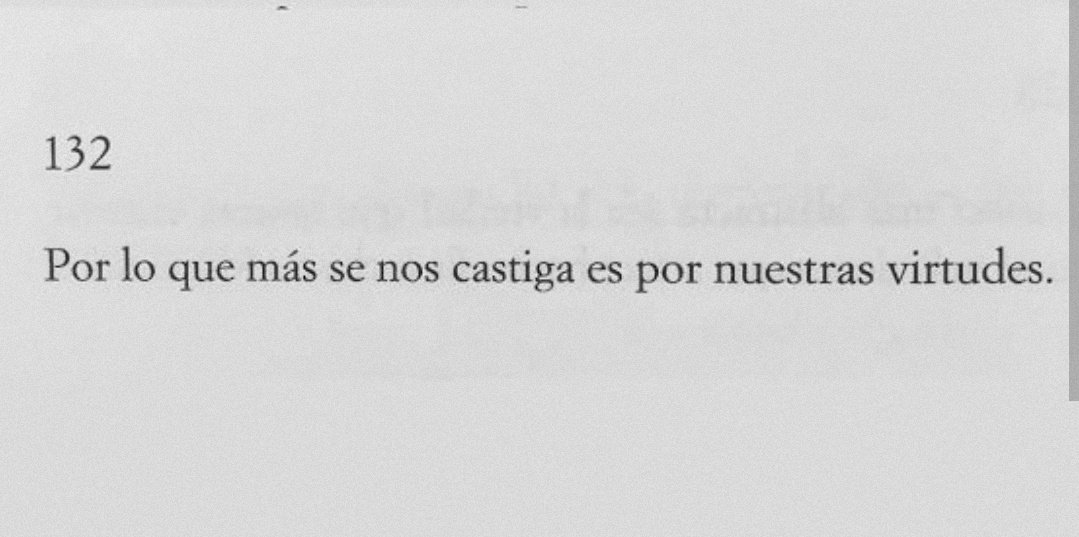 ✖ tweet media