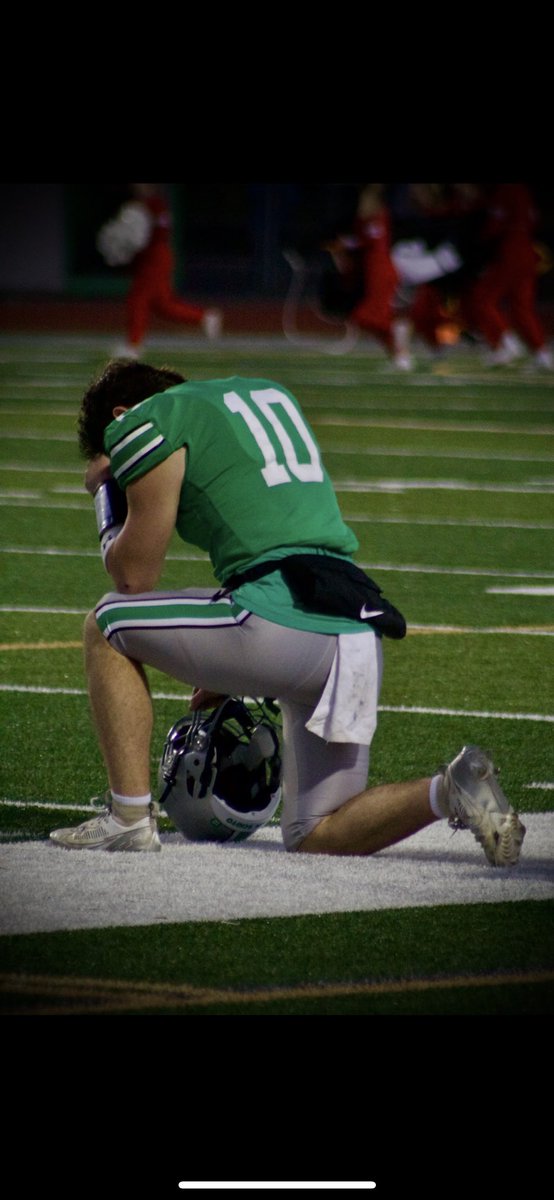 Junior Season Highlights
-137 Tackles (new school record)
-12 TFLs
-3 FF 
-3 FR
-1 Sack
hudl.com/v/2QYwP9