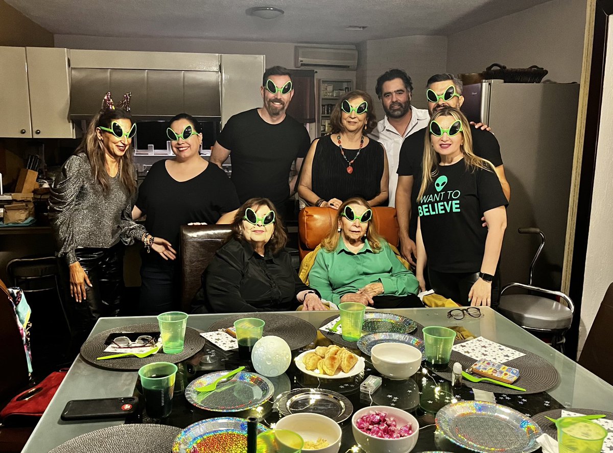 CarlosPalomoF's tweet photo. 👽 #alienparty Episodio 1… https://t.co/rHdVghtnZ3