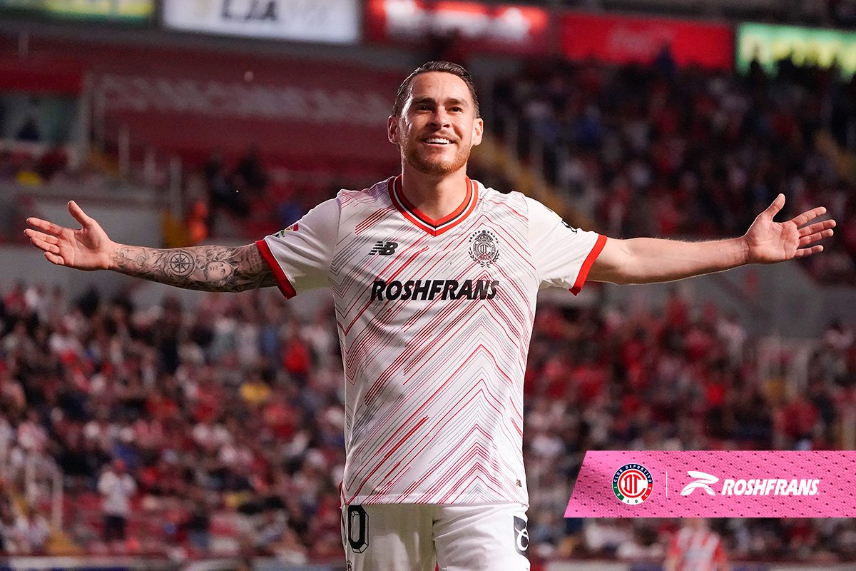 TolucaFC's tweet photo. 📸👹| ¡Las postales del primer tiempo en el Estadio Victoria! Los estamos ganando al medio tiempo 2-0, con doblete de @jesusanguloo.
#TodosJuntos | @RoshfransMX https://t.co/l8wUXkVYUu