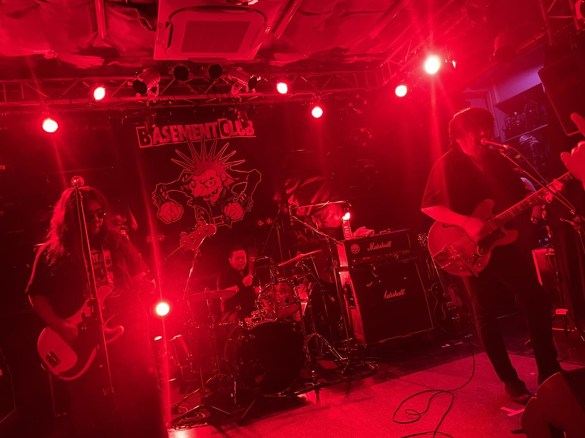 poo2310's tweet photo. 昨日のブロンズ♪
SS撮り忘れた…
#THE DISASTER POINTS
#THE RYDERS
#STRONG STYLE
#SPREAD
#THE CHINA WIFE MOTORS
#チャーマー
#WARUBILLY
#MICKY
#STILL BASEMENT vol.4
#心斎橋 BRONZE https://t.co/aLPElO4mKS