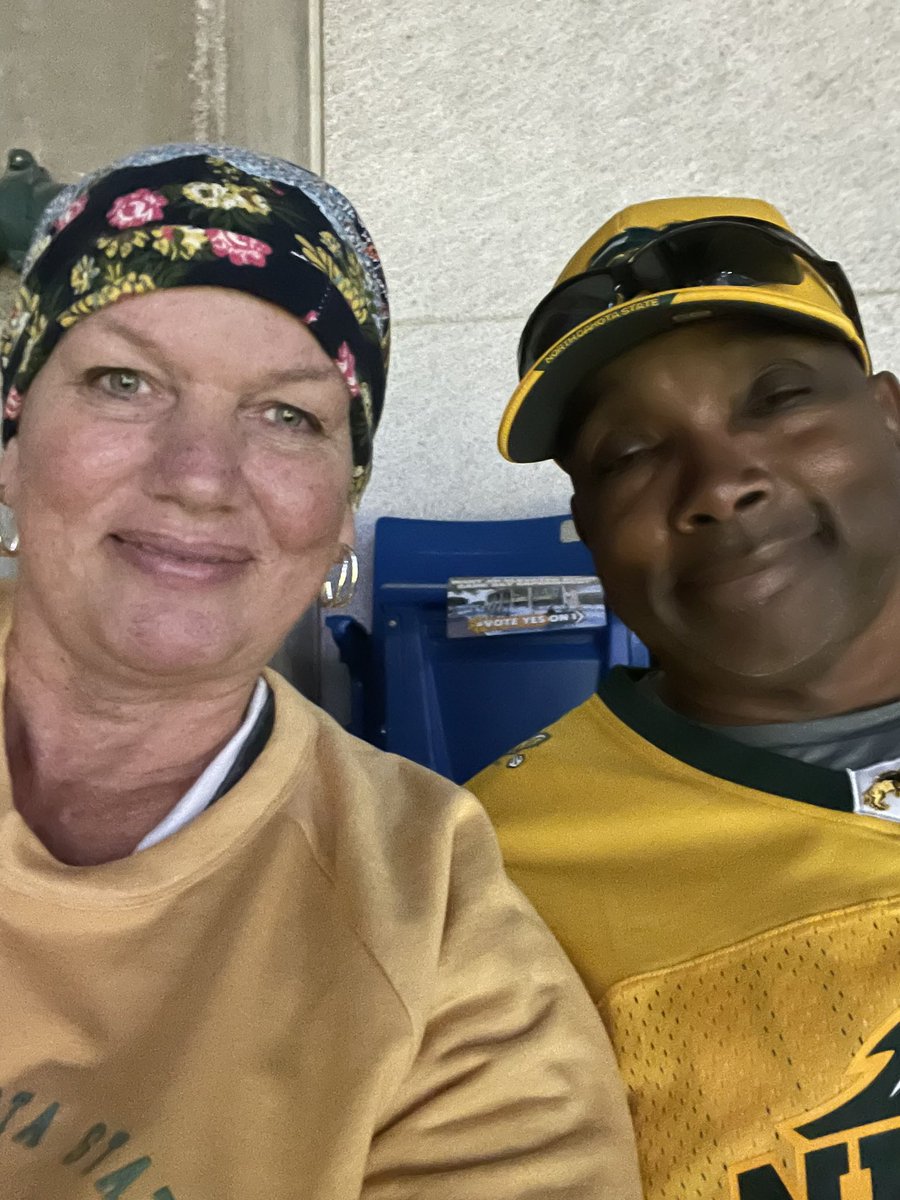 Hi Everyone,

Here is Barb’s Update on the Caringbridge as she prepares for the hopefully 3 or 4 weeks of Breast Cancer Radiation. 

Again, thank you for all your support

Barbs Caringbridge site:

caringbridge.org/site/9e9330ac-…

Dinner Meals signup

m.signupgenius.com/#!/showSignUp/…