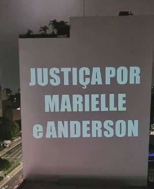 ⚖️ JURI DO CASO MARIELLE E ANDERSON

Após mais de seis anos de espera, o julgamento dos acusados pela execução de Marielle Franco e Anderson Gomes será realizado no dia 30 de outubro, por meio de um Júri Popular no Tribunal de Justiça do Rio de Janeiro. 

O processo terá início