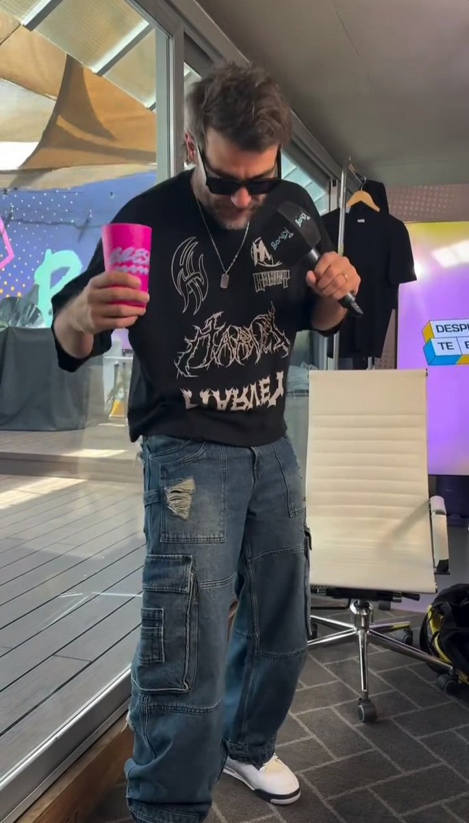 GabyPyP's tweet image. De las Stories de @pedroalfonsoo 

Look #Bresh 🤭😂