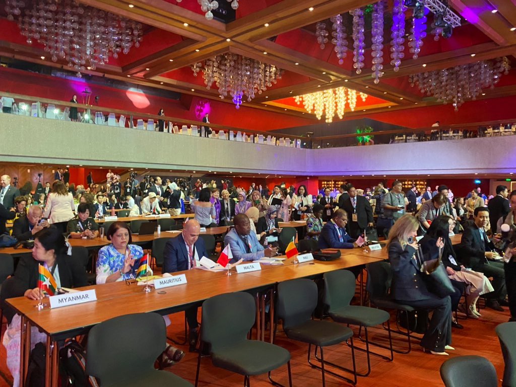 DanielHJoseph's tweet photo. Listo para encabezar hoy la Delegación de 🇲🇽 en Conferencia Internacional sobre Mujer, Paz y Seguridad #ICWPS. Empoderamiento de la voz y acción de las mujeres por la paz y seguridad global. @SRE_mx https://t.co/d4aXTexcIP