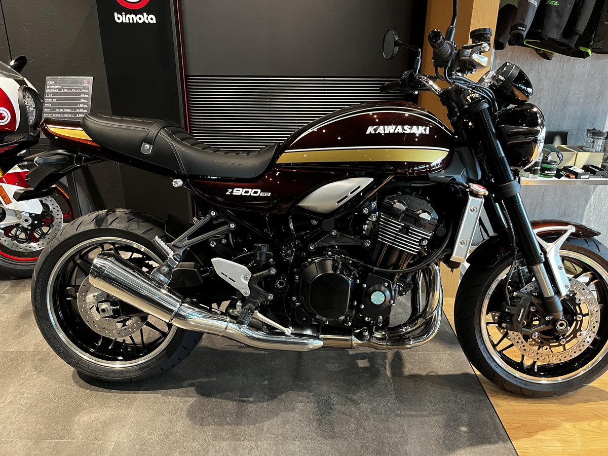 PLAZA_GUNMAOTA's tweet photo. 大人気モデルZ900RS YELLOW BALL EDITION/キャンディートーンレッドご案内出来ます!
実際に跨ることも出来ますので是非ご来店ください!
#カワサキ
#KAWASAKI
#カワサキプラザ
#カワサキプラザ太田
#Z900RS
#YELLOWBALL
#イエローボール https://t.co/mTWDUslTAC