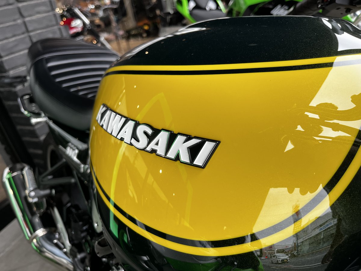 PLAZA_GUNMAOTA's tweet photo. 大人気モデルZ900RS YELLOW BALL EDITION/キャンディートーンレッドご案内出来ます!
実際に跨ることも出来ますので是非ご来店ください!
#カワサキ
#KAWASAKI
#カワサキプラザ
#カワサキプラザ太田
#Z900RS
#YELLOWBALL
#イエローボール https://t.co/mTWDUslTAC