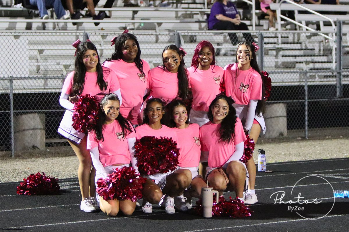 ElginWildcatFan's tweet photo. Cheer and @ElginSportsMed at Bastrop Friday.  #OTOTOF https://t.co/gPLmtDiQtN