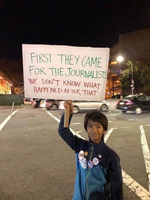 Terri_Farley's tweet photo. He threatens to jail reporters and shut down media outlets. #Whistleblowers and inside sources would zip their lips and you'd be left in the dark #Privilege #Journalism #PriorRestraint @washingtonpost @latimes https://t.co/EFIMyRsUsW