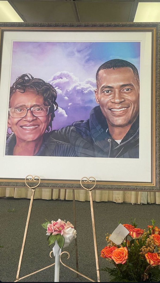 FEMBR23's tweet photo. Future prestou homenagem a Rico Wade e sua mãe via Instagram Story.
A mãe de Rico Wade faleceu recentemente. #LLRW https://t.co/dzQUr9IAvA