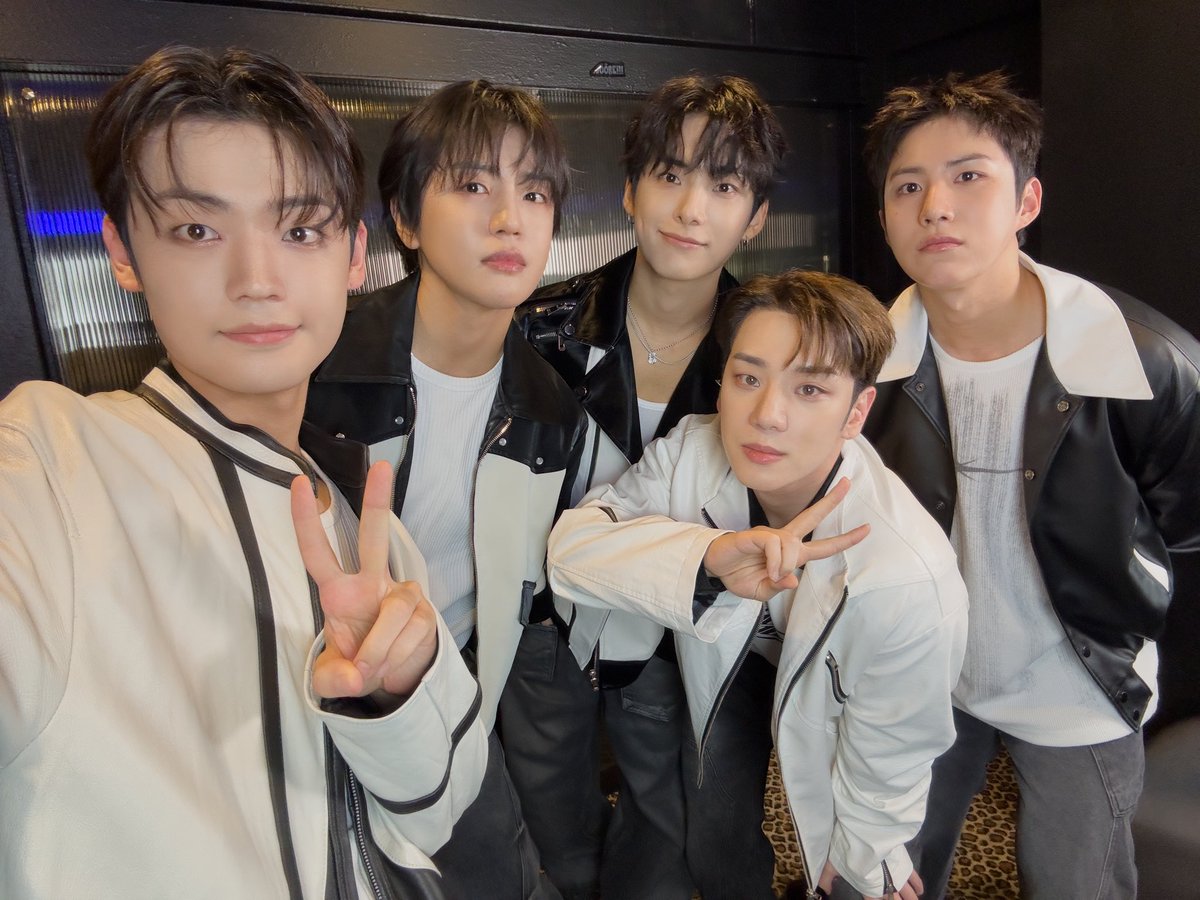 A.C.E tweet media