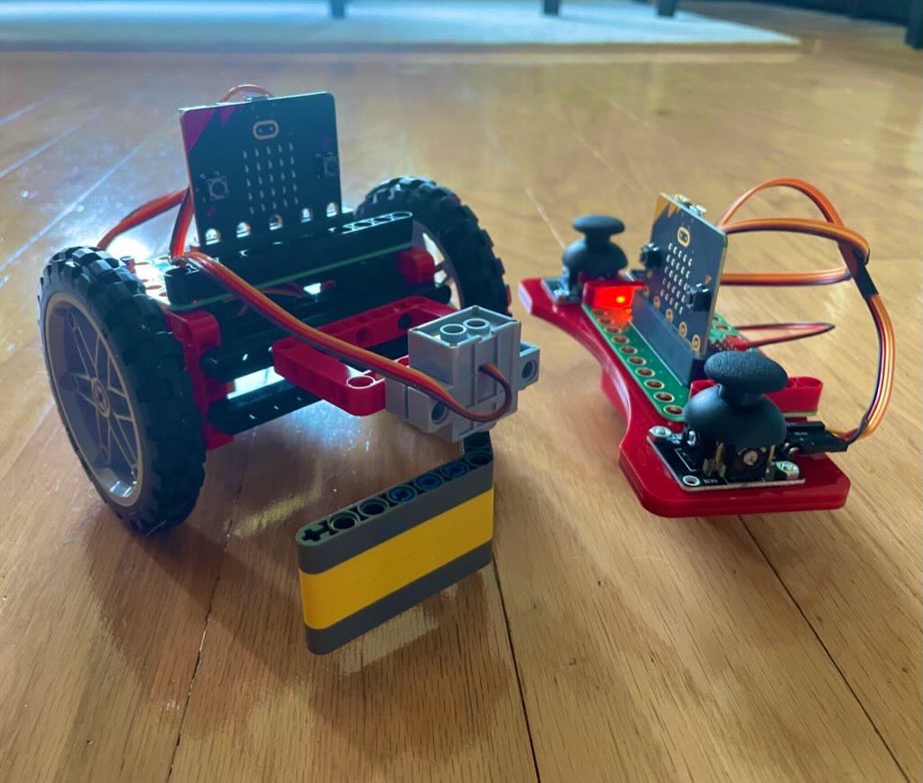 Nathan Sekinger (@sekingern) on Twitter photo So excited to share <a href="/InfyFoundation/">Infosys Foundation USA</a> with our school so more of my students can try programming and robotics too! So excited to share <a href="/InfyFoundation/">Infosys Foundation USA</a> with our school so more of my students can try programming and robotics too!