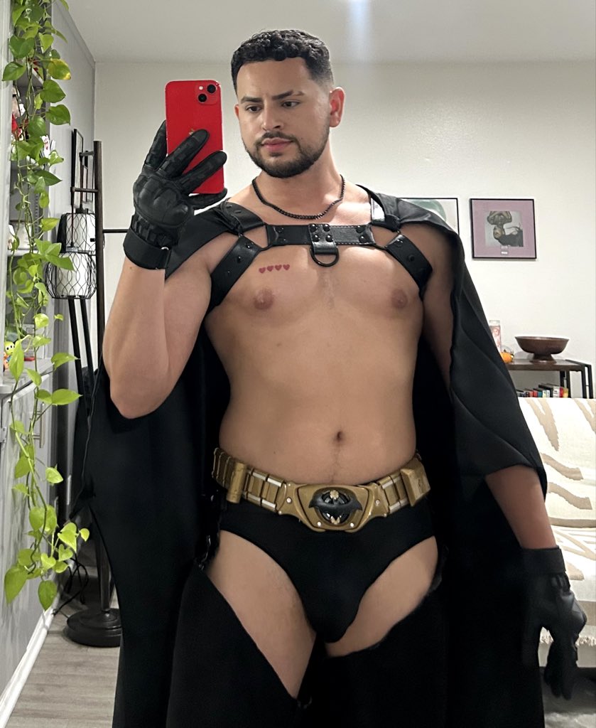 Soccer_OscarG's tweet photo. goodnight gotham https://t.co/cY3wkicxPD