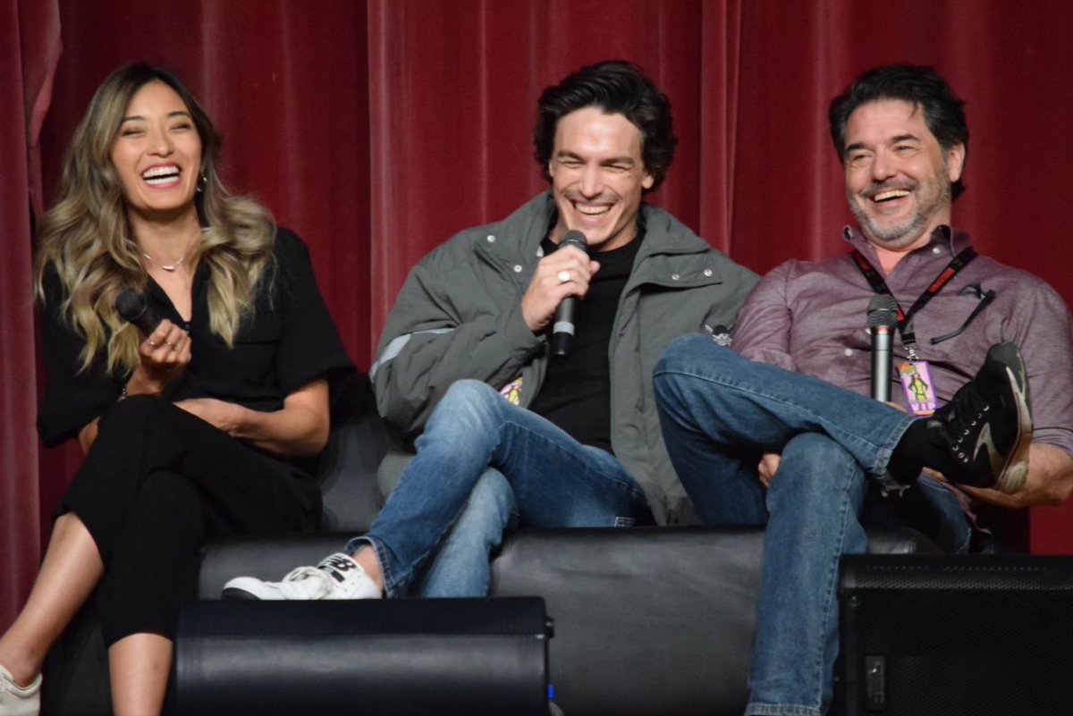 Armageddonexpo's tweet photo. Stoked to have this golden trio of animation and adaptions on the #springeddon stage โค๏ธ the amazing Yvonne Chapman (Avatar: The Last Airbender live action), Steven John Ward (One Piece live action), and John Gremillion (One Piece anime), are chatting with fans! https://t.co/v7omUDgz9s