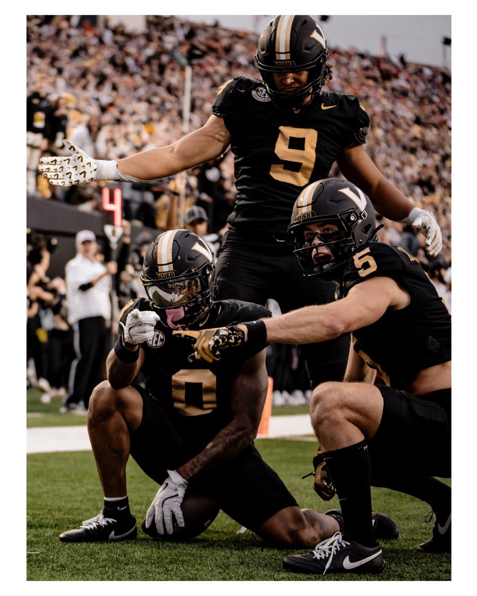 Truman McDaniel tweet media