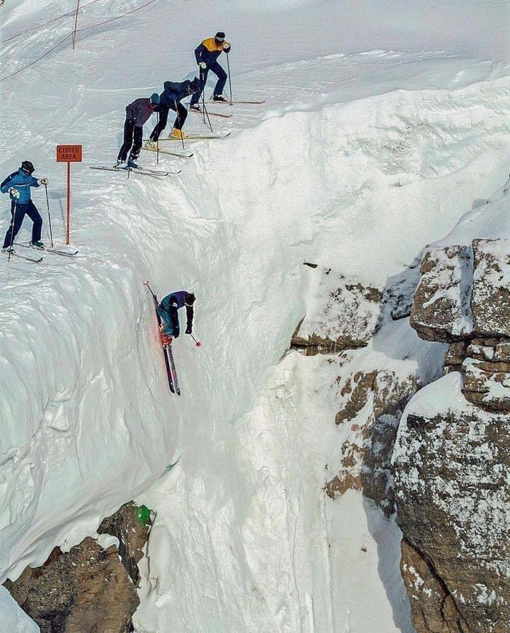 Doug Coombs dropping in at Corbet's Couloir (Wyoming), 1989