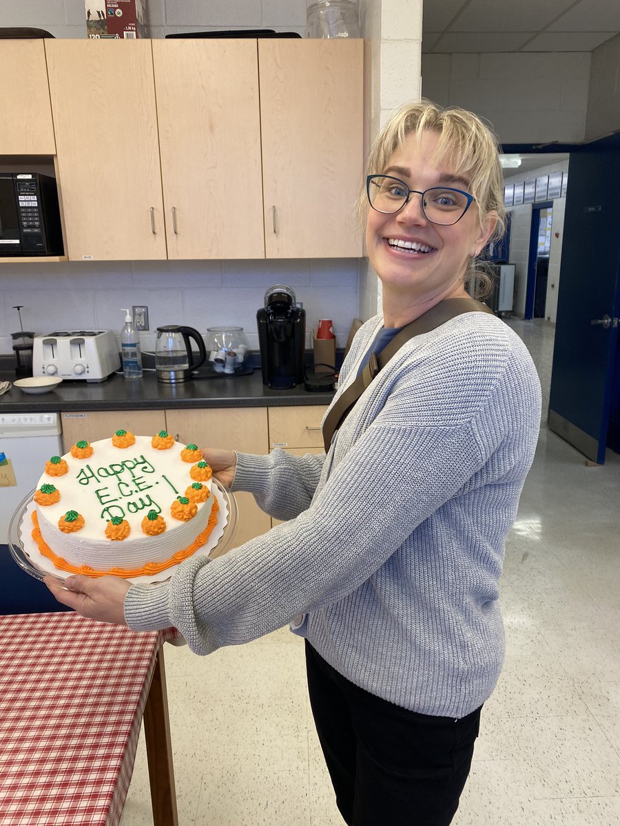 EastGarafraxaPS's tweet photo. Happy #ECEday to our amazing Early Childhood Educator Ms Smith. ๐ Thank you for the kindness, creativity, and joy you bring to our youngest learners every day. Weโre so lucky to have you at East Gary๐๐ #ECEAppreciation #ThankYou #EarlyChildhoodEducationโ https://t.co/4VbXiTy1ph