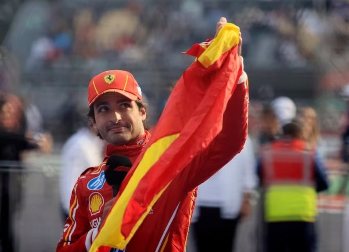 lopezdoriga's tweet photo. ¿Y ahora van a pedir que ⁦@Carlossainz55⁩ y ⁦@Ferrari⁩ pidan perdón por haber ganado hoy el gran premio de México? No mmn. https://t.co/T6co0PRbe6