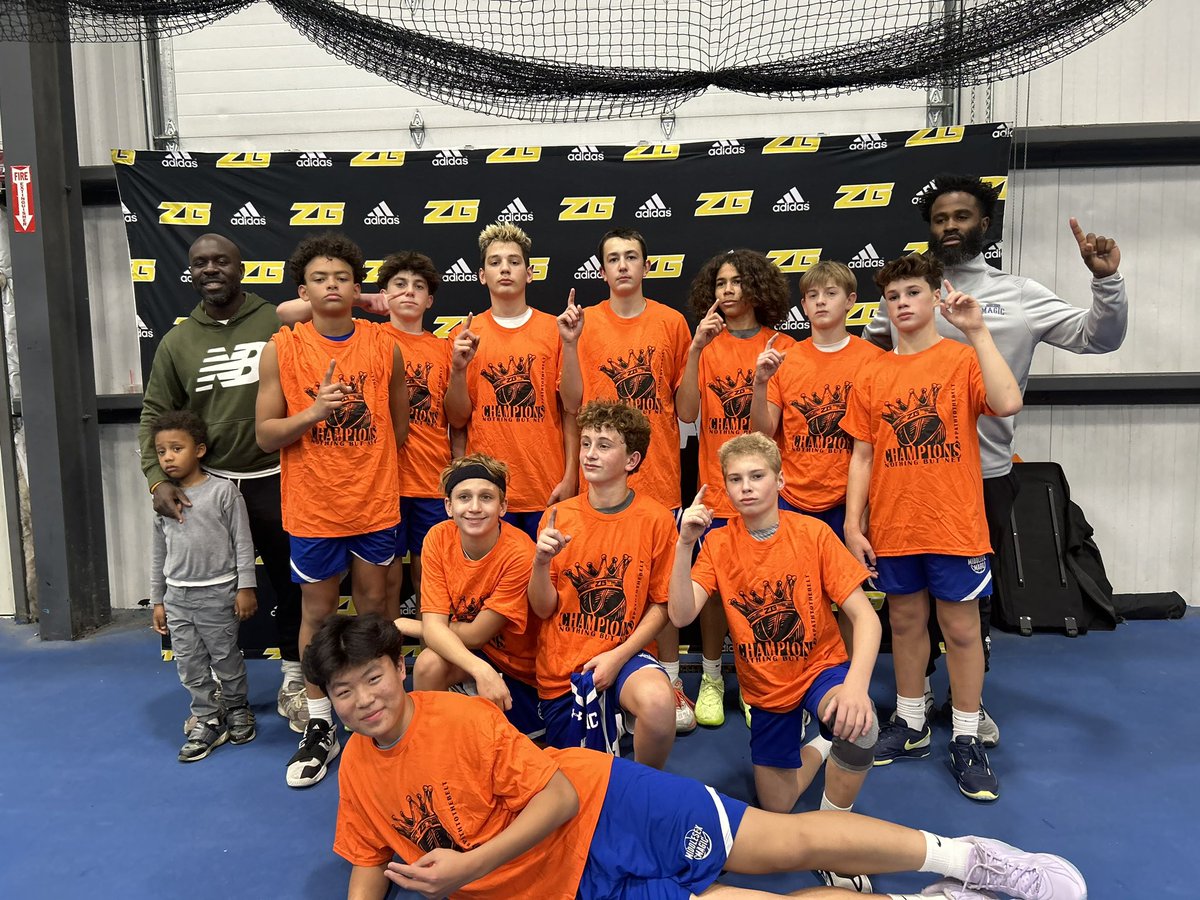 zg_newengland's tweet photo. A strong weekend for these 8th grade CHAMPS ❕💪

Way to go @MiddlesexMagic ‼️ https://t.co/xN5irxrK23