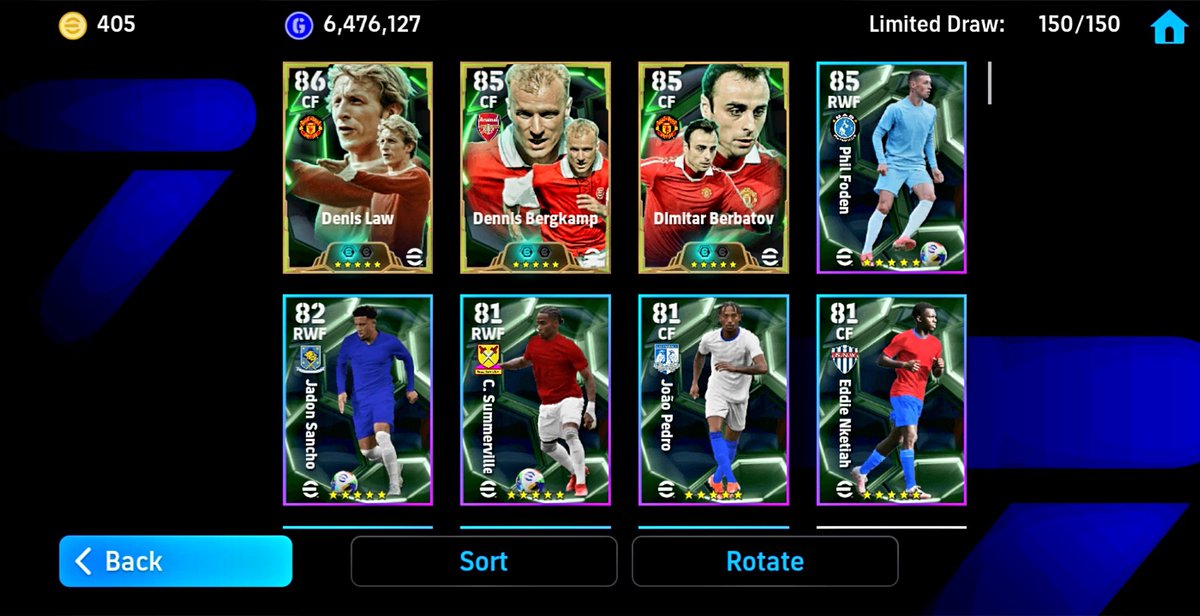 eFootballlife's tweet photo. Finally, eFootball's oldest box draw is here.  😊

 The main attraction of this box is "D. Law" and Blitz Curler "Dennis Bergkamp".  🖤❤️

 Those who have been around know what a formidable player Law is.  Especially if he is brought down after half-time.  🔥 https://t.co/K8UXSEqqTr