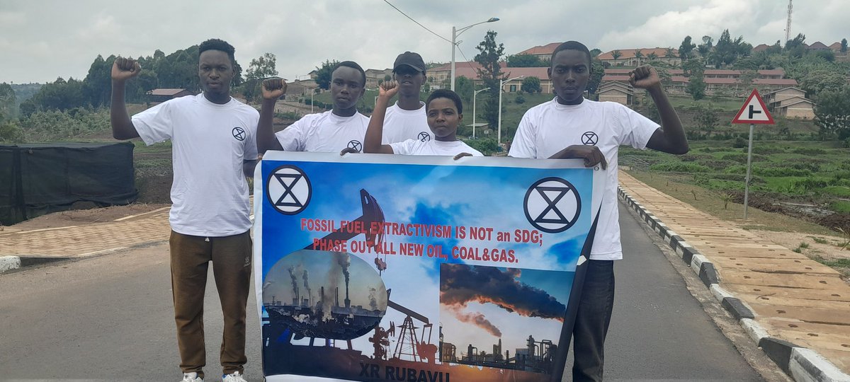 XR Kigali during their continuous campaign and actions against fossil fuels. From the Okavango delta, to the DRC peatland auctions to big oil and EACOP, fossil fuels are still the biggest threat to the Paris Agreement, SDGs and Nationally Determined Contributions.
<a href="/stopoil/">stopoil</a>