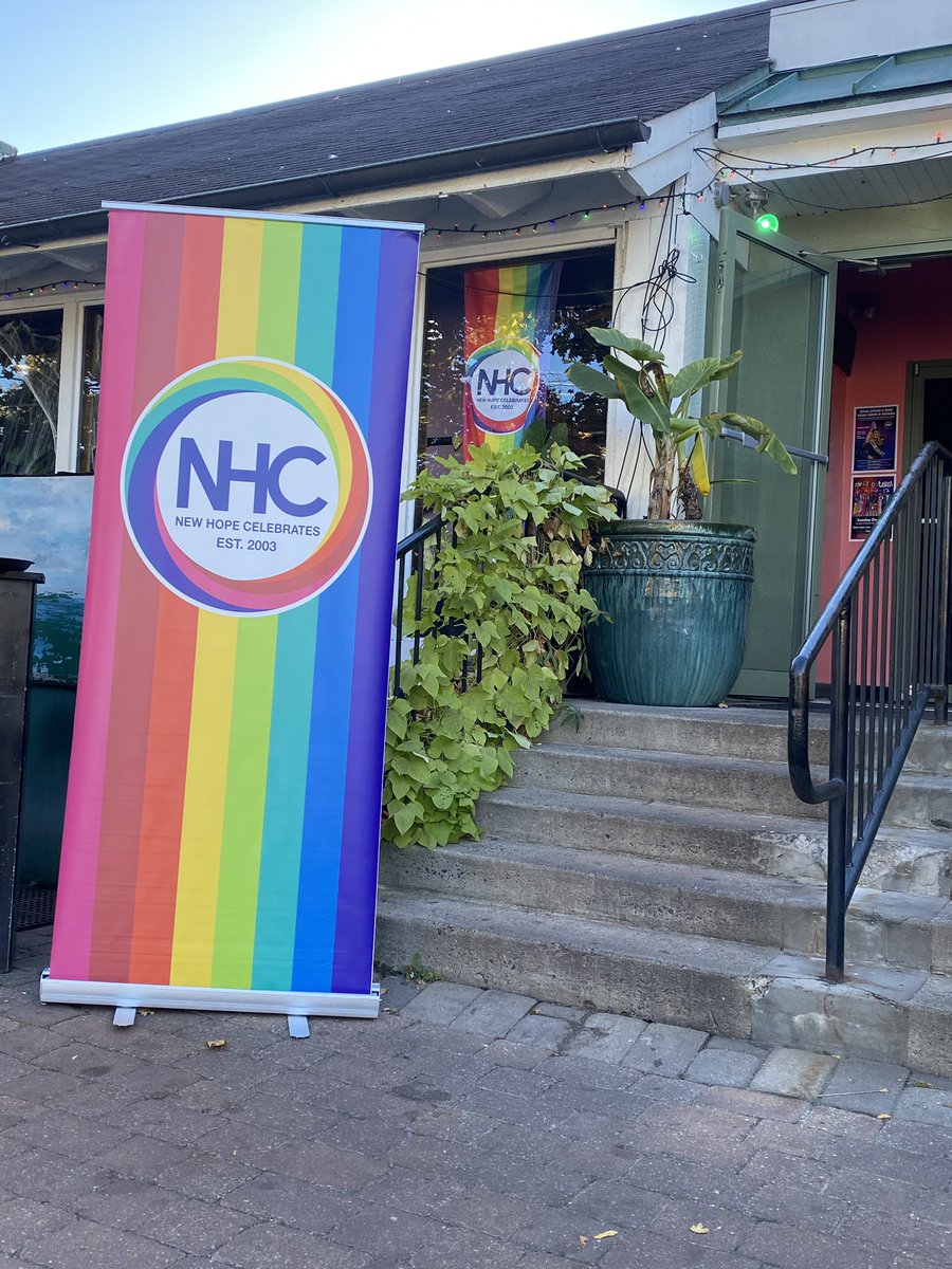 thethumbprint's tweet photo. New hope celebrate’s high heel drag race today!! #newhopepa #visitnewhopepa #highheeldragrace https://t.co/Gh2NIesEX4